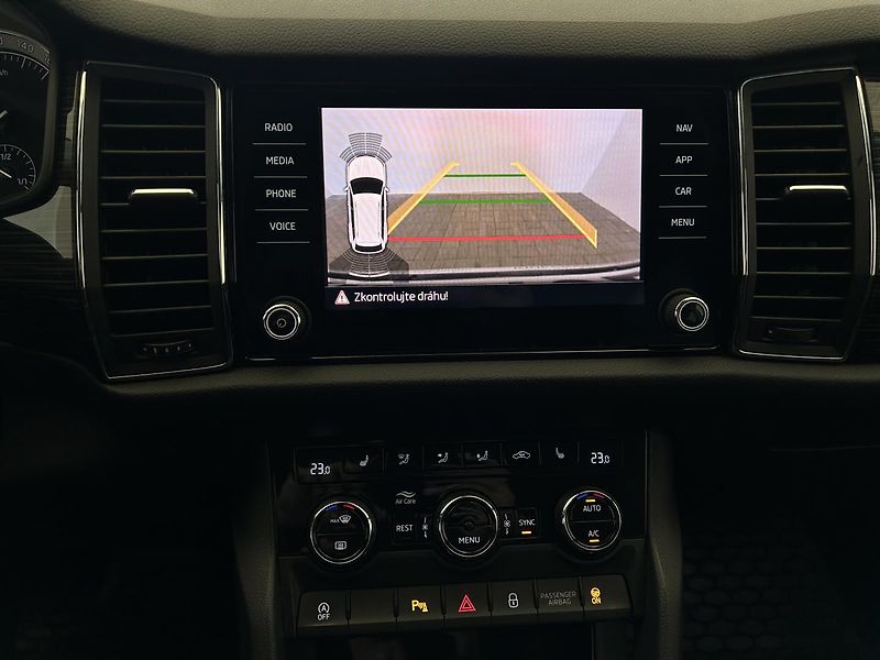 Škoda Kodiaq 2.0 TDI 4x4 Style - fotka 11 z 25