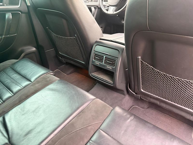 Volkswagen Touareg (2013) 3.0TDI180kW/4x4/VZDUCH/WEBASTO - fotka 22 z 35