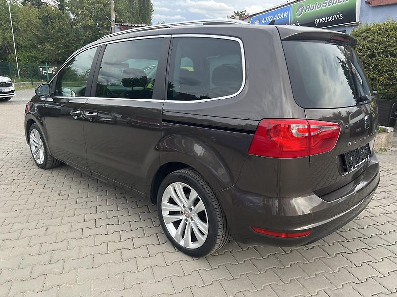 Seat Alhambra (2014) 2,0TDi DSG Style MAX VÝBAVA!!! - fotka 2 z 77