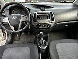 Hyundai i20 1.3 /63kW - náhled 9