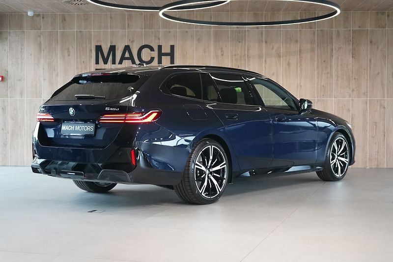 BMW Řada 5 540d xDrive Touring, Nezávislé - fotka 8 z 44