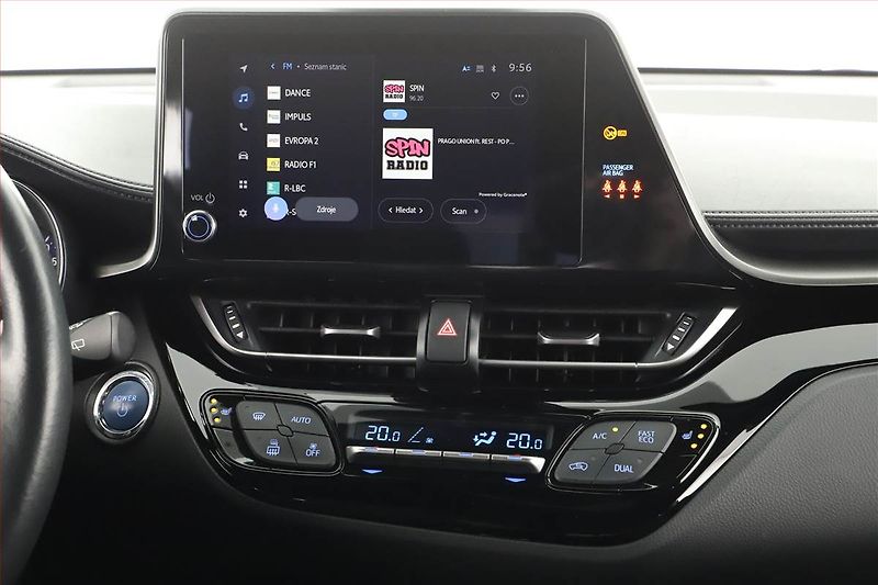 Toyota C-HR (2023) 1.8 Hybrid - fotka 11 z 20