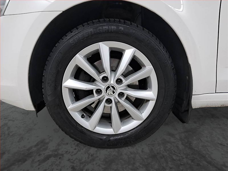 Škoda Octavia (2016) 1.4 TSI CNG - fotka 15 z 17