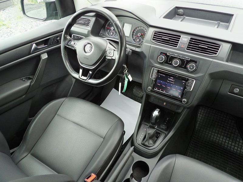 Volkswagen Caddy 2.0TDI 110kW DSG Maxi Webasto - fotka 22 z 35