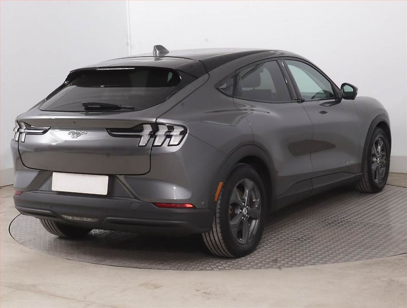 Ford Mustang Mach-E (2021) Standard Range RWD, SoH 95% - fotka 5 z 18
