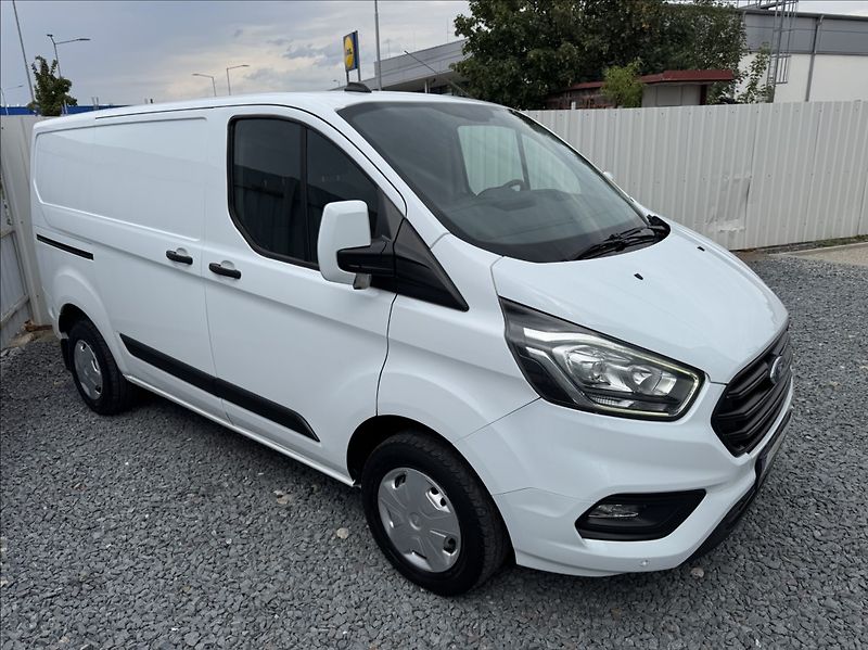 Ford Transit Custom 2,0 TDCi L1H1 DPH 1.maj ČR - fotka 7 z 50