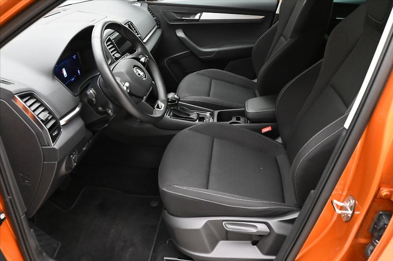 Škoda Karoq 1,5 TSI 110 kW DSG Ambition Zá - fotka 13 z 31