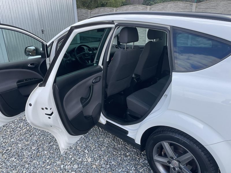 Seat Altea 1.6TDi 105PS XXL ECOMOTIVE TOP - fotka 109 z 189