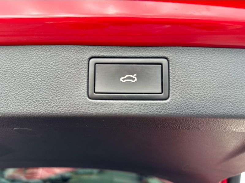 Škoda Kamiq 1,5TSi 110kW MONTE CARLO DSG - fotka 16 z 25