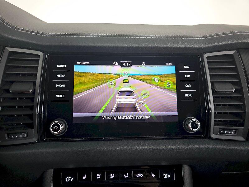Škoda Kodiaq (2023) 2.0TSI 140kW 4X4 SPORTLINE TAŽ - fotka 21 z 35