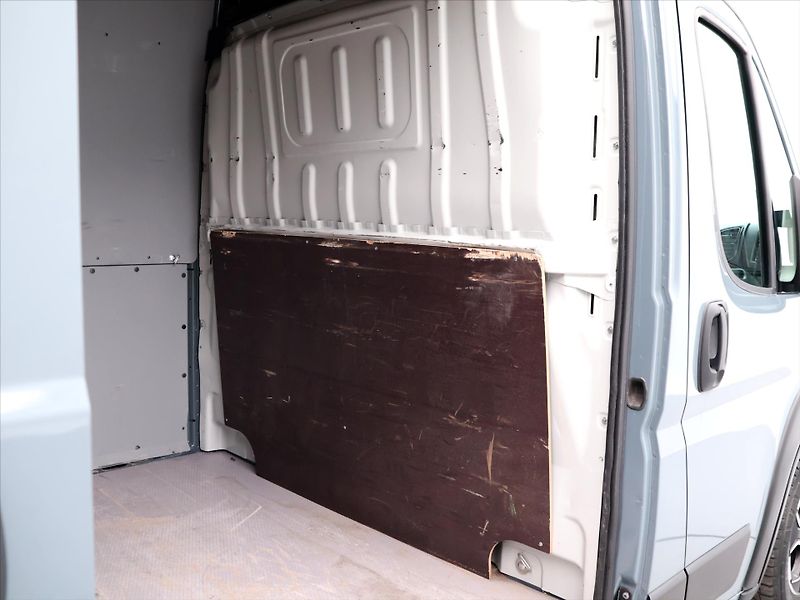 Fiat Ducato 2,2 MTJ 35 L4H3 MAXI automat - fotka 15 z 38