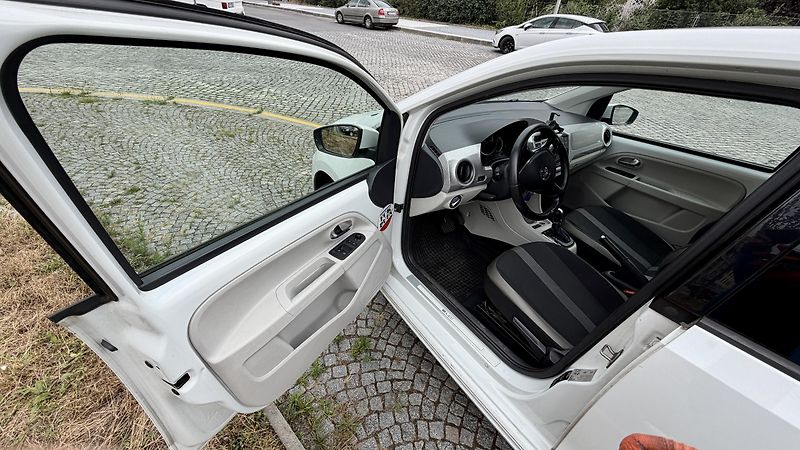 Volkswagen e-up! (2017) VW eUP! 60Kw, dojezd 130km DPH - fotka 13 z 27