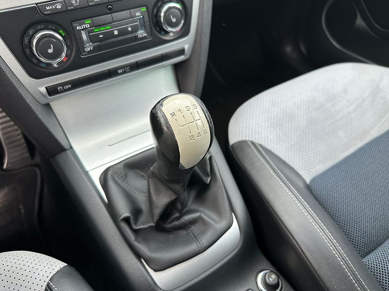 Škoda Octavia (2010) RS 2,0TFSI 147KW - fotka 19 z 32