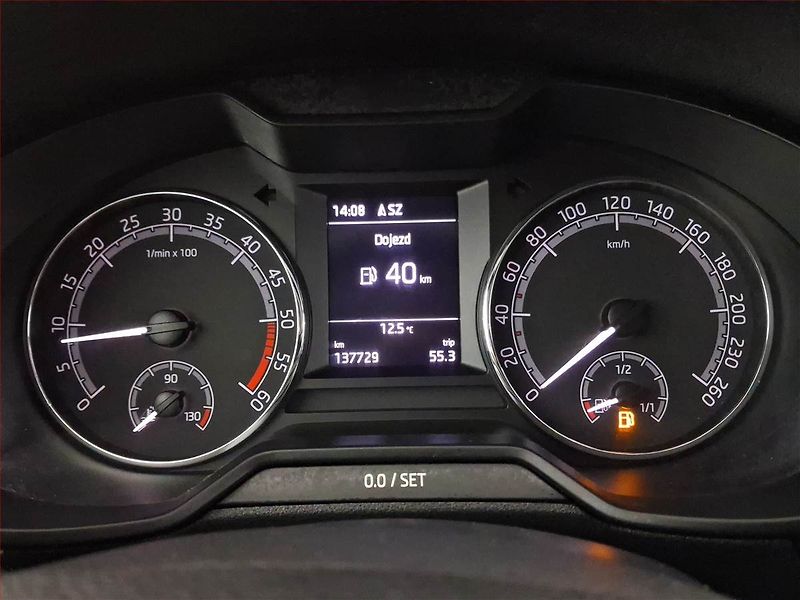 Škoda Octavia (2019) Elegance 2.0 TDI, Tempomat - fotka 11 z 17