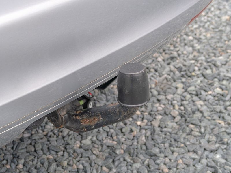 Volkswagen Golf (2012) 2.0TDI 103KW - 2x KOLA - fotka 10 z 49