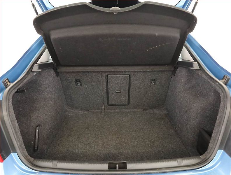 Škoda Rapid (2015) Ambition 1.2 TSI, Tempomat - fotka 14 z 15