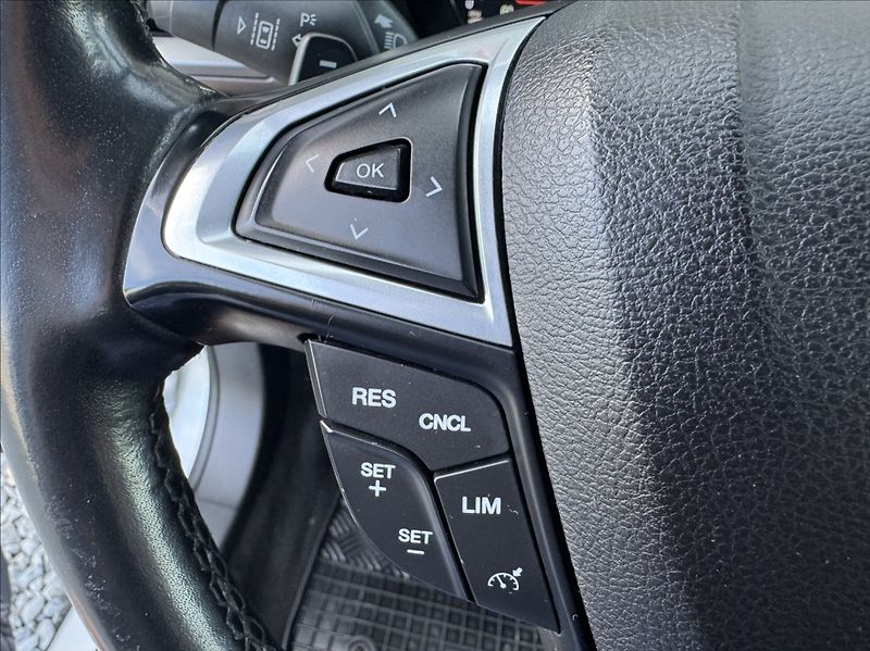 Ford Mondeo 2,0 TDCi TITANIUM tažné ČR - fotka 33 z 50
