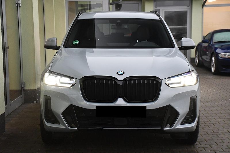 BMW X3 xDrive30d M-SPORT 1M ČR - fotka 9 z 41