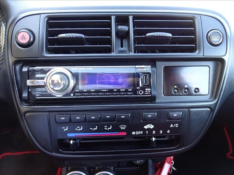 Honda Civic 1,6VTI 118kW - fotka 37 z 51