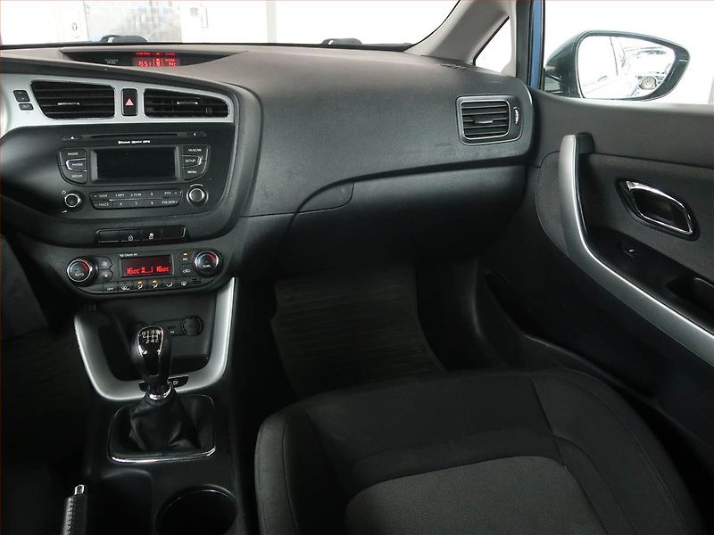 Kia Ceed (2012) 1.6 CRDi, Tempomat - fotka 8 z 14