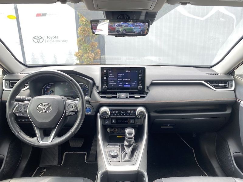 Toyota RAV4 2.5HEV, ČR-1m, Adventure, 4x4 - fotka 10 z 16