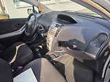 Toyota Yaris 1.0 VVTi klimatizace  - náhled 18