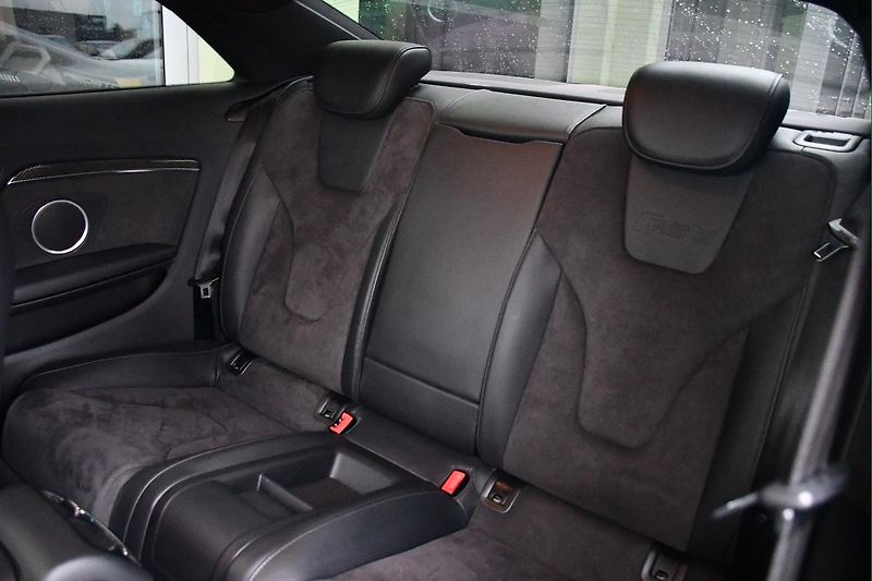 Audi RS 5 4.2 V8 B&O PO VELKÉM SERVISE  - fotka 20 z 45