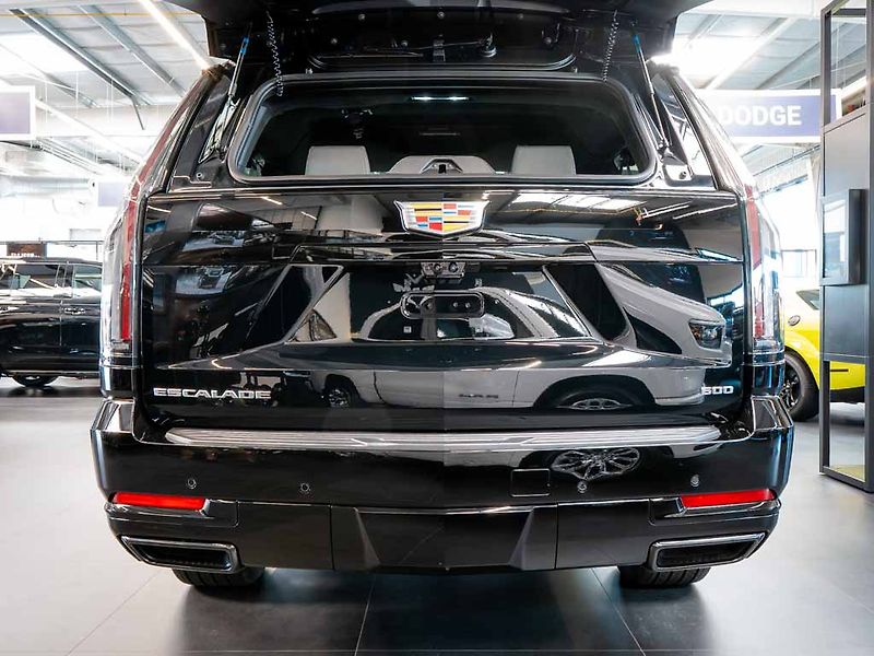 Cadillac Escalade (2026) 6.2 ESV Sport Platinum 2026 - fotka 5 z 45