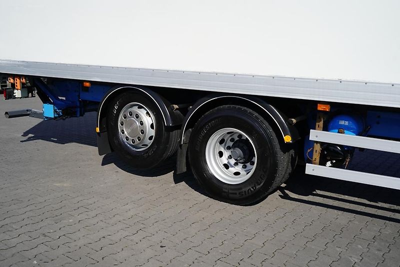 Scania (2009) R 380 / E 5 / CHŁODNIA + WINDA - fotka 31 z 44
