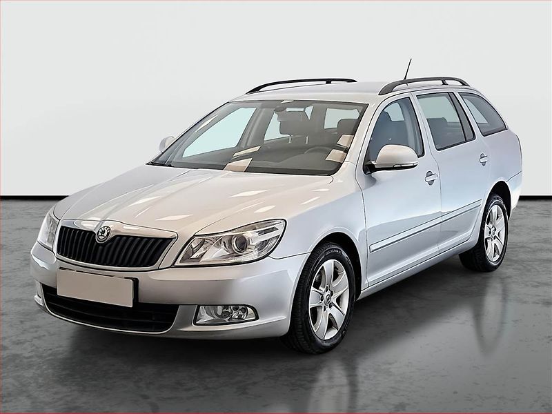 Škoda Octavia (2011) 1.6 TDI, po STK, jezdí dobře - fotka 2 z 20