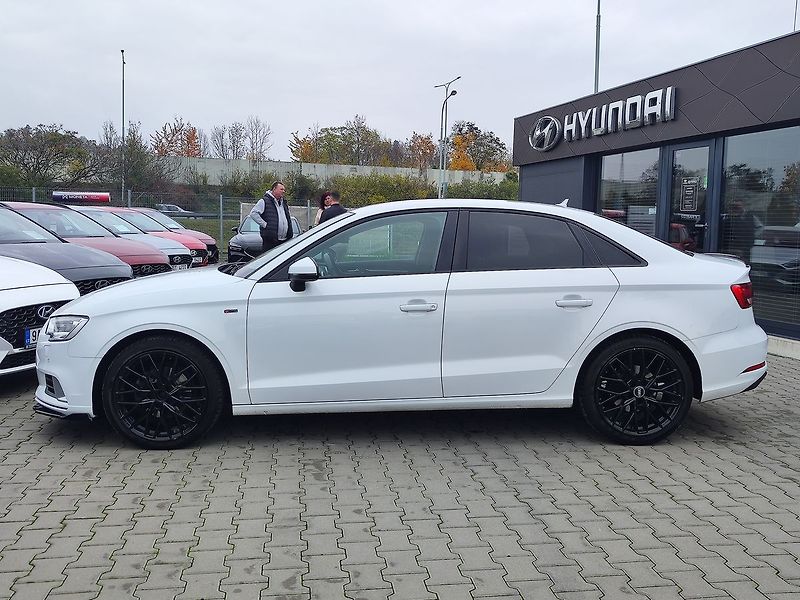Audi A3 1.6 TDI/85kW S-Line - fotka 8 z 28