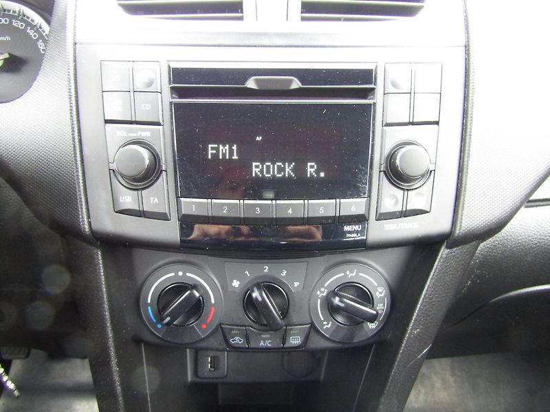 Suzuki Swift (2016) 1.3 16V 69kW  4X4 - fotka 33 z 42