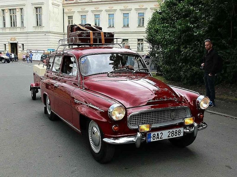 AMG 300 SEL má zajímavou přezdívku. Vozu se říká 