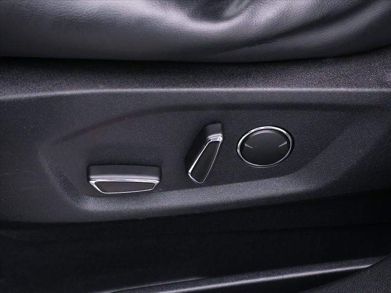 Ford S-MAX 2,0 TDCi 110kW Aut. Titanium - fotka 15 z 28