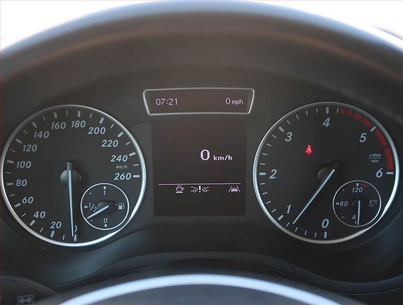 Mercedes-Benz Třídy B (2012) B 180 CDI , Navi - fotka 11 z 19