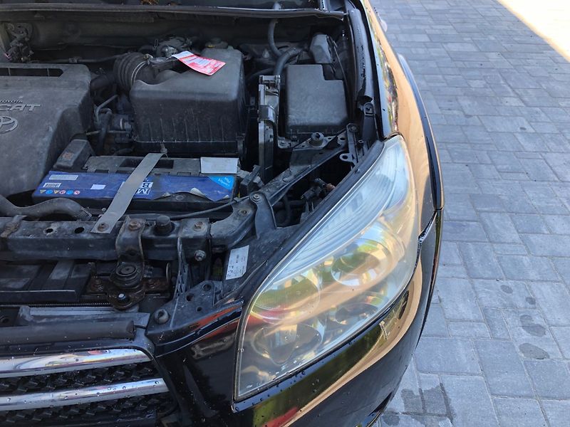 Toyota RAV4 (2007) 2.2 D-CAT, 4x4 - fotka 28 z 28