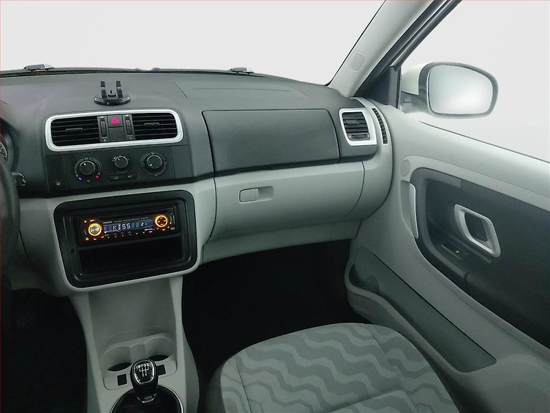 Škoda Fabia (2008) Ambition 1.2, Serv.kniha - fotka 8 z 14