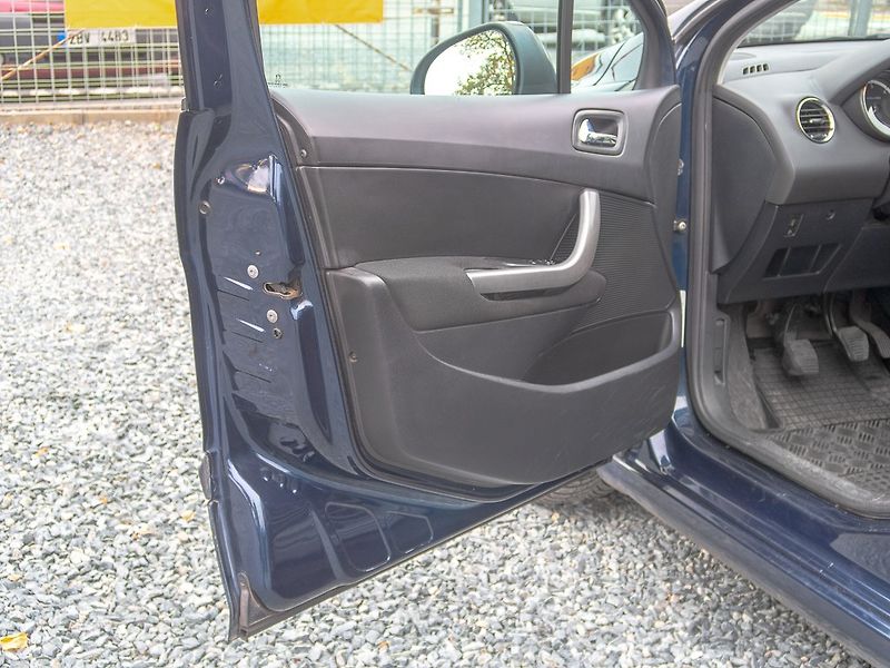 Peugeot 308 (2009) 1.6HDI 80KW SW  – PANORAMA - fotka 10 z 47