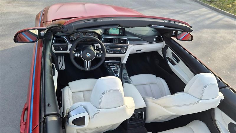 BMW M4 3,0 317 Kw Cabrio DPH REMUS - fotka 12 z 22