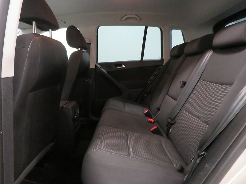 Volkswagen Tiguan - fotka 23 z 24