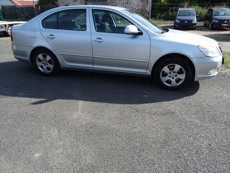 Škoda Octavia 1,6 75 kW LPG - fotka 5 z 24