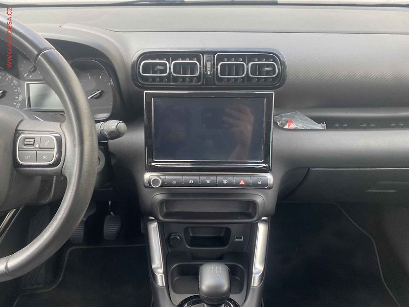 Citroën C3 Aircross (2022) 1.2 PT, LED, TZ, navi - fotka 12 z 15