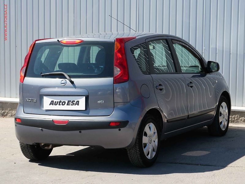 Nissan Note (2007) 1.5 dCi, AC, park.asist - fotka 4 z 14