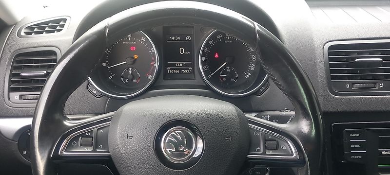 Škoda Yeti 1.2 TSI Active - fotka 16 z 27