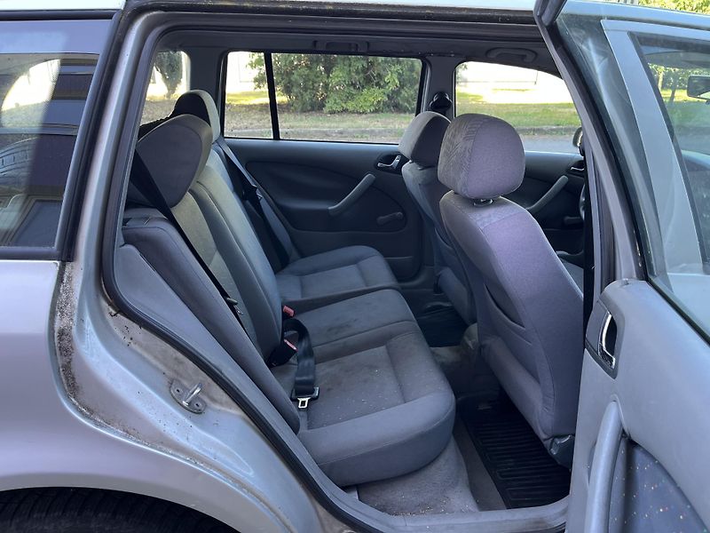 Škoda Octavia 1,9 TDI Combi Classic  - fotka 18 z 29