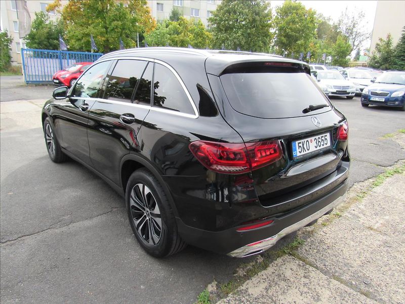 Mercedes-Benz GLC 2,0 CDi 220d 4MATIC - fotka 6 z 44