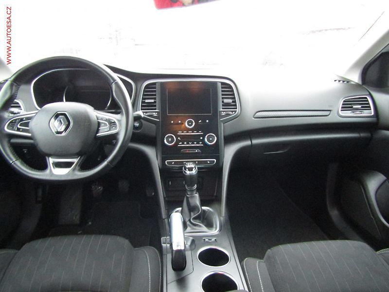 Renault Mégane (2019) 1.3 TCe, ČR - fotka 8 z 20