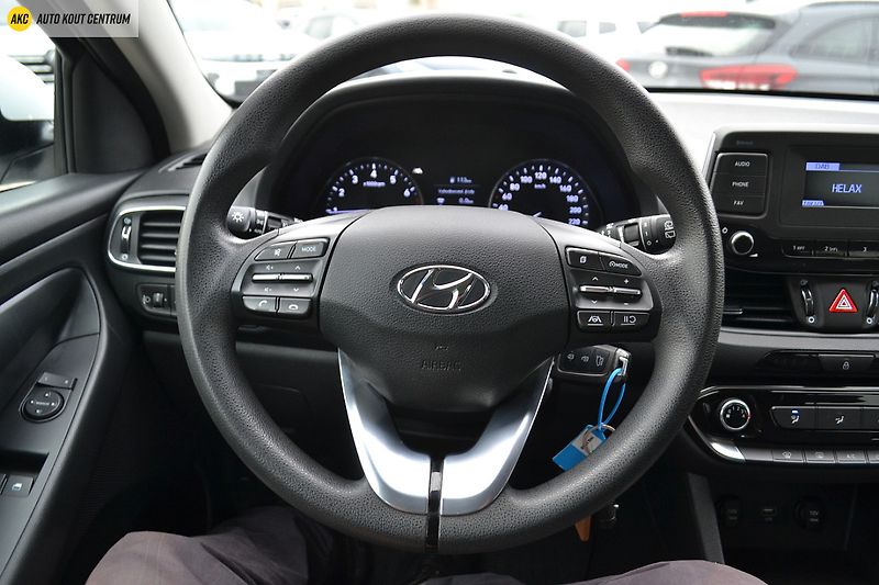 Hyundai i30 22 HB 1,5I MT START PLUS - fotka 25 z 45
