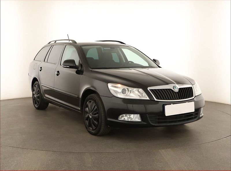 Škoda Octavia (2011) 1.6 TDI, Tempomat - fotografie inzerátu