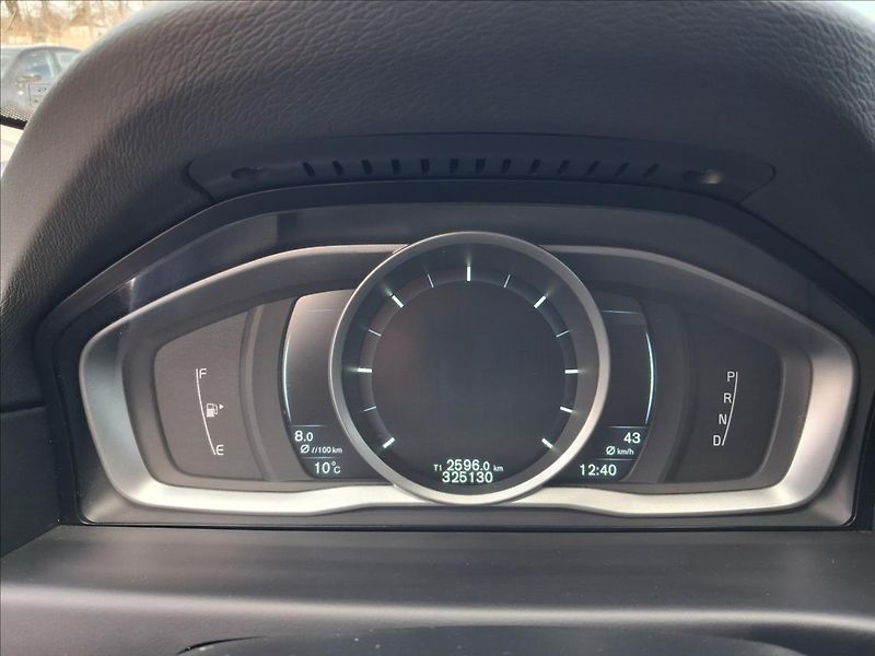 Volvo V70 2,0 133KW,servis,vada turba - fotka 12 z 14